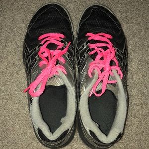 Asics volleyball shoes